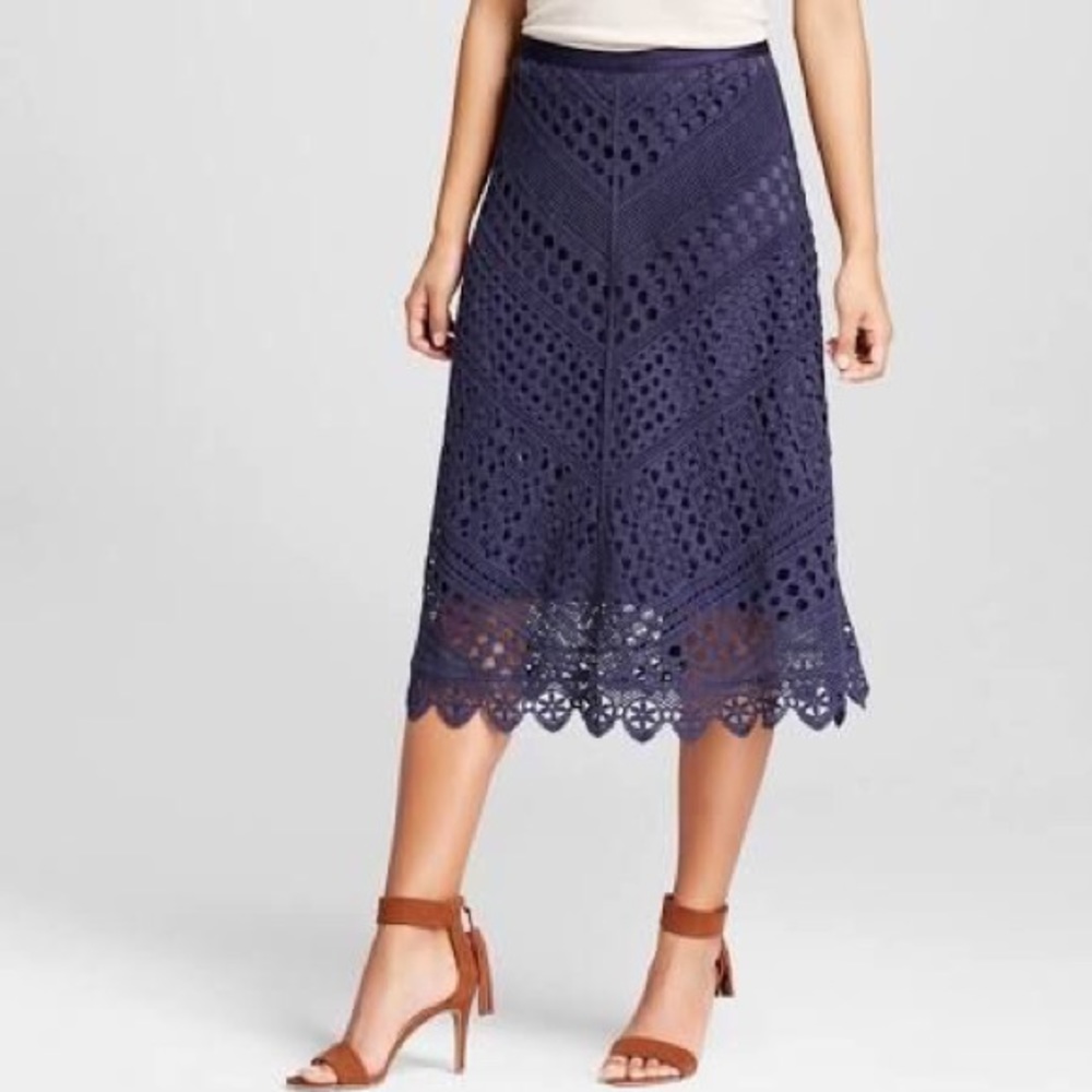 Navy skirt size S